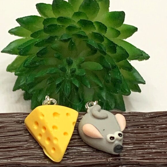 Mouse Earring, Cheese Earring, Silly Animal Earring, Funny Food Earring, Gift - Picture 2 of 5